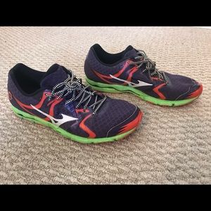 Mizuno Wave Hitogami